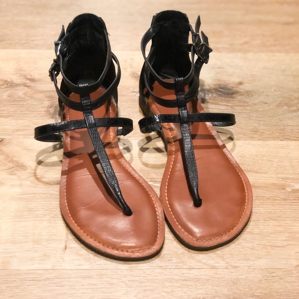 Gianni Bini Sandals